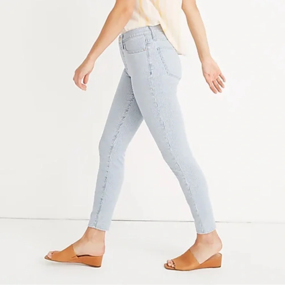 Madewell 10" High-Rise Skinny Crop Jeans in Piper Stripe size 27 - Picture 2 of 9